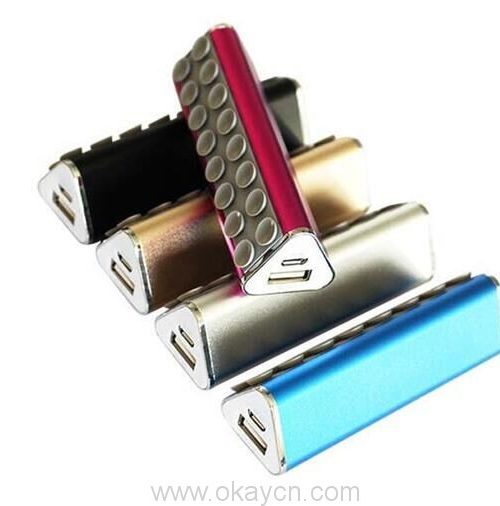 2600mah-18650-li-battery-cells-power-bank-01