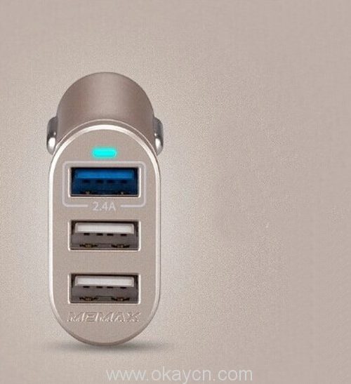 3-usb-car-charger-02