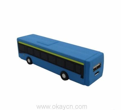 autobus-w kształcie power-bank-01