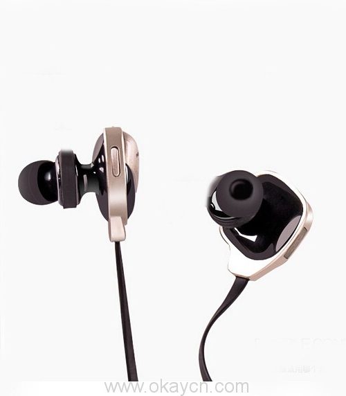 comfortable-wear-sport-bluetooth-earphone-03