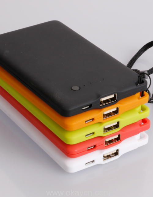 hang-rope-mobile-power-bank-4000mah-02