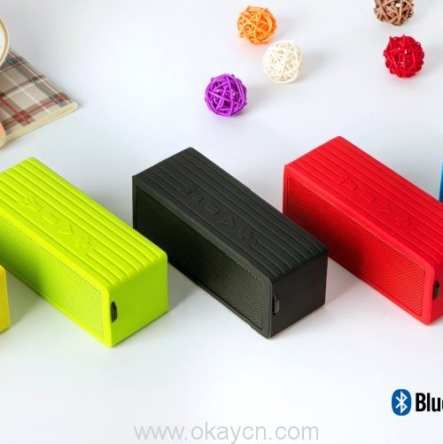 mini-wireless-bluetooth-speaker-02