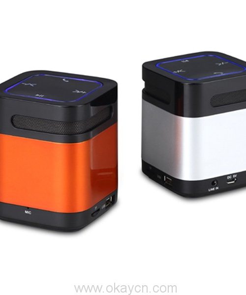mp3-player-fm-radio-speaker-with-bluetooth-03