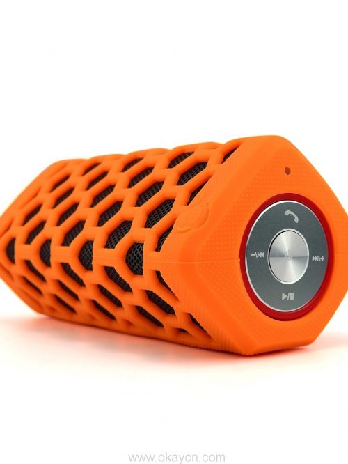 waterproof-wireless-bluetooth-speakers-with-remote-02